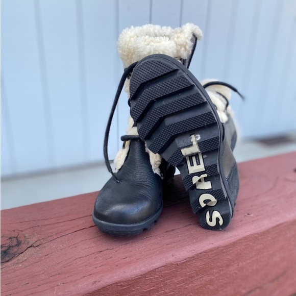 Woman’s size 6.5 sorel winter boots - Picture 4 of 4